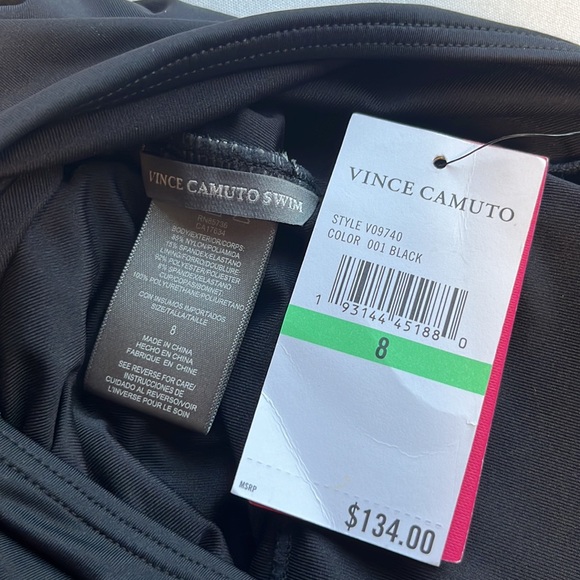 Vince Camuto Logo Ring Cutout
Halter One-Piece Sz 8 - Picture 9 of 9